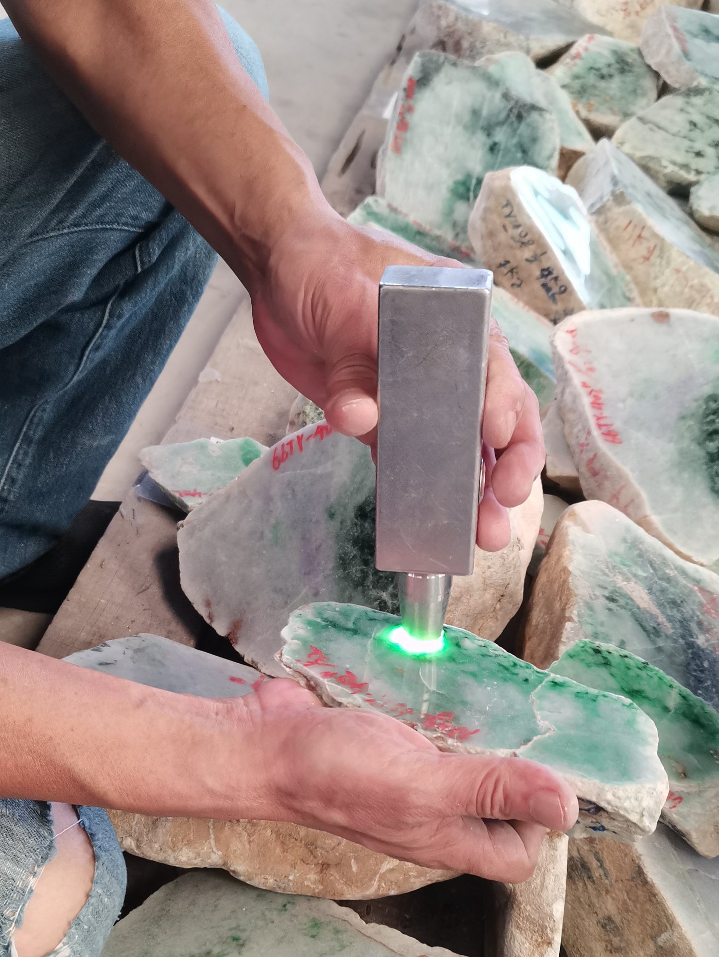 自然 | 緣份四葉草淺海綠色翡翠吊墜(18K鍍金)