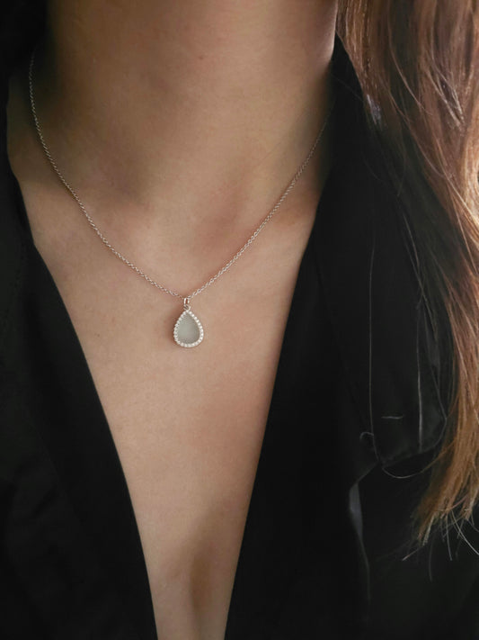 Nature | Raindrop Jadeite Pendant in Dreamy White