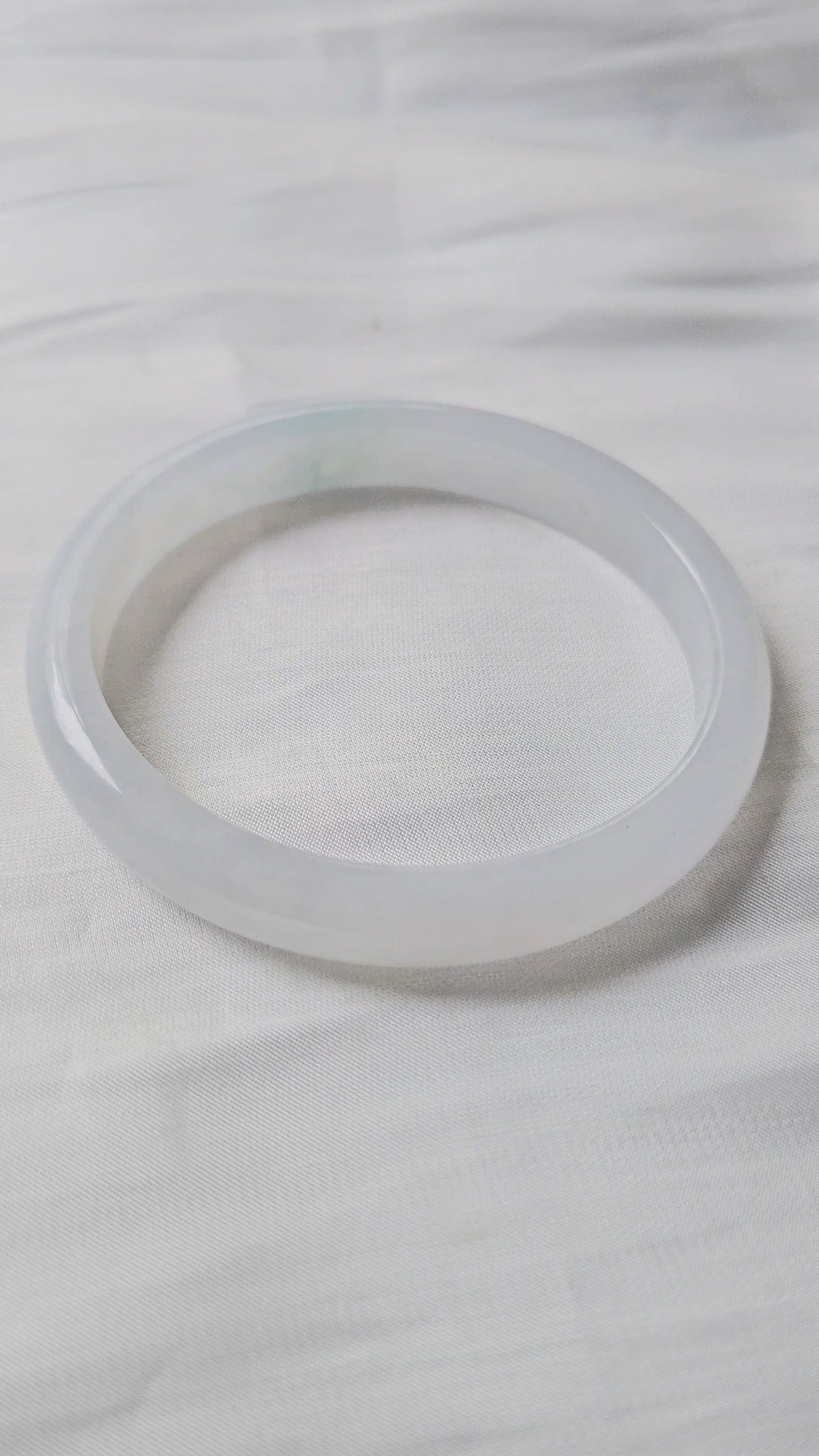 GUARDIAN | JAYDE Natural Grade-A Jadeite Bangle in Icy White (54.7mm Oval)