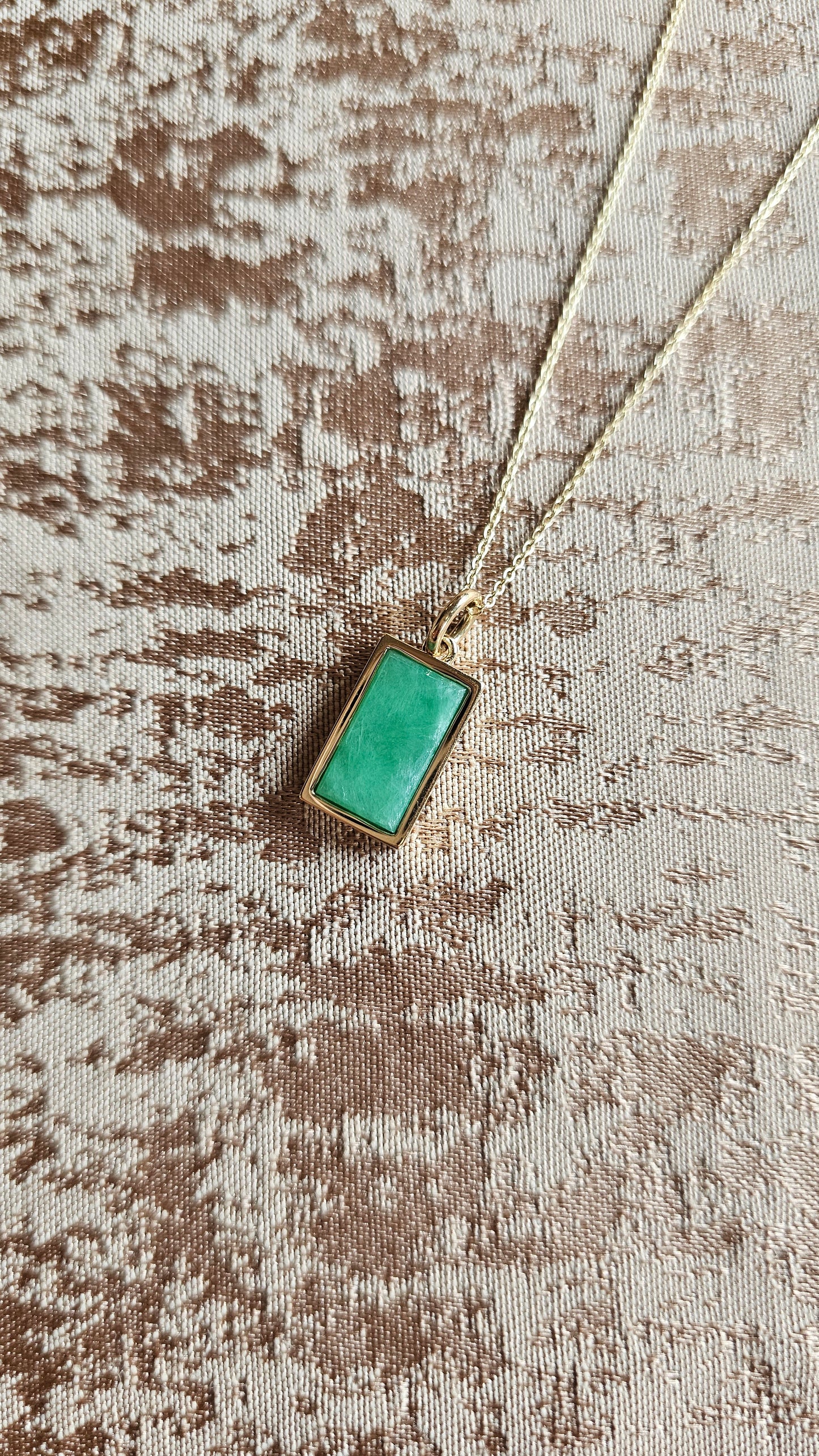 Guardian | Safe and Sound 'Wu Shi Pai' Jadeite Pendant in Apple Green (18K solid gold)