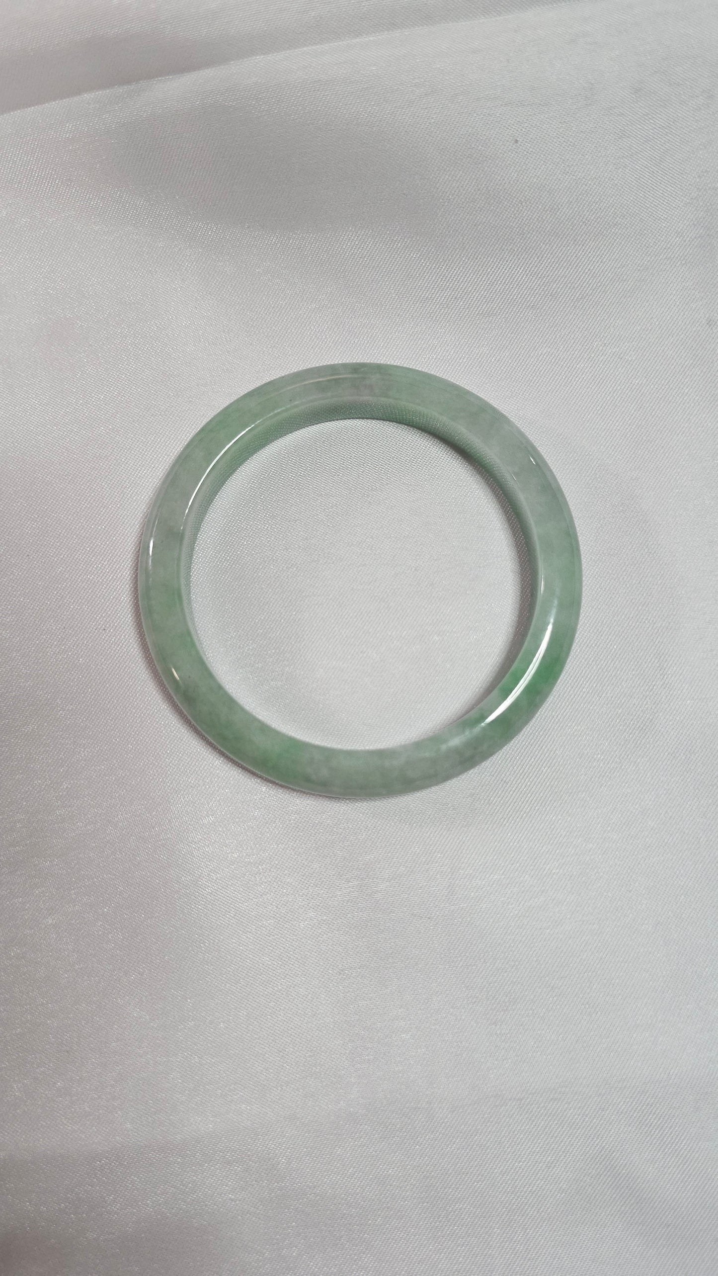 GUARDIAN | JAYDE Natural Grade-A Jadeite Bangle in Pastel Green (54mm Half Round)