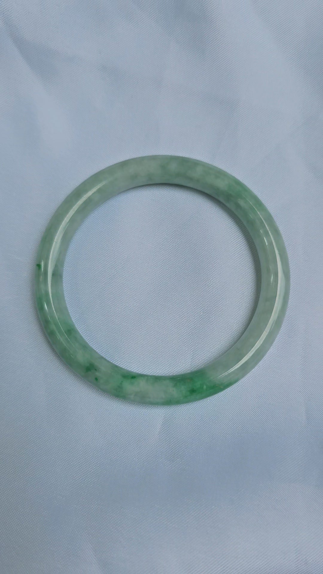 GUARDIAN | JAYDE Natural Grade-A Jadeite Bangle in Pastel Green (52.8mm Round)