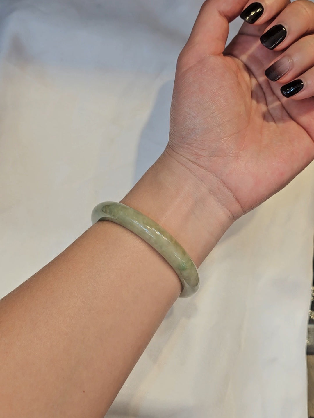 GUARDIAN | JAYDE Natural Grade-A Jadeite Bangle in Yellow Haze with Green (57.4mm Half Round)