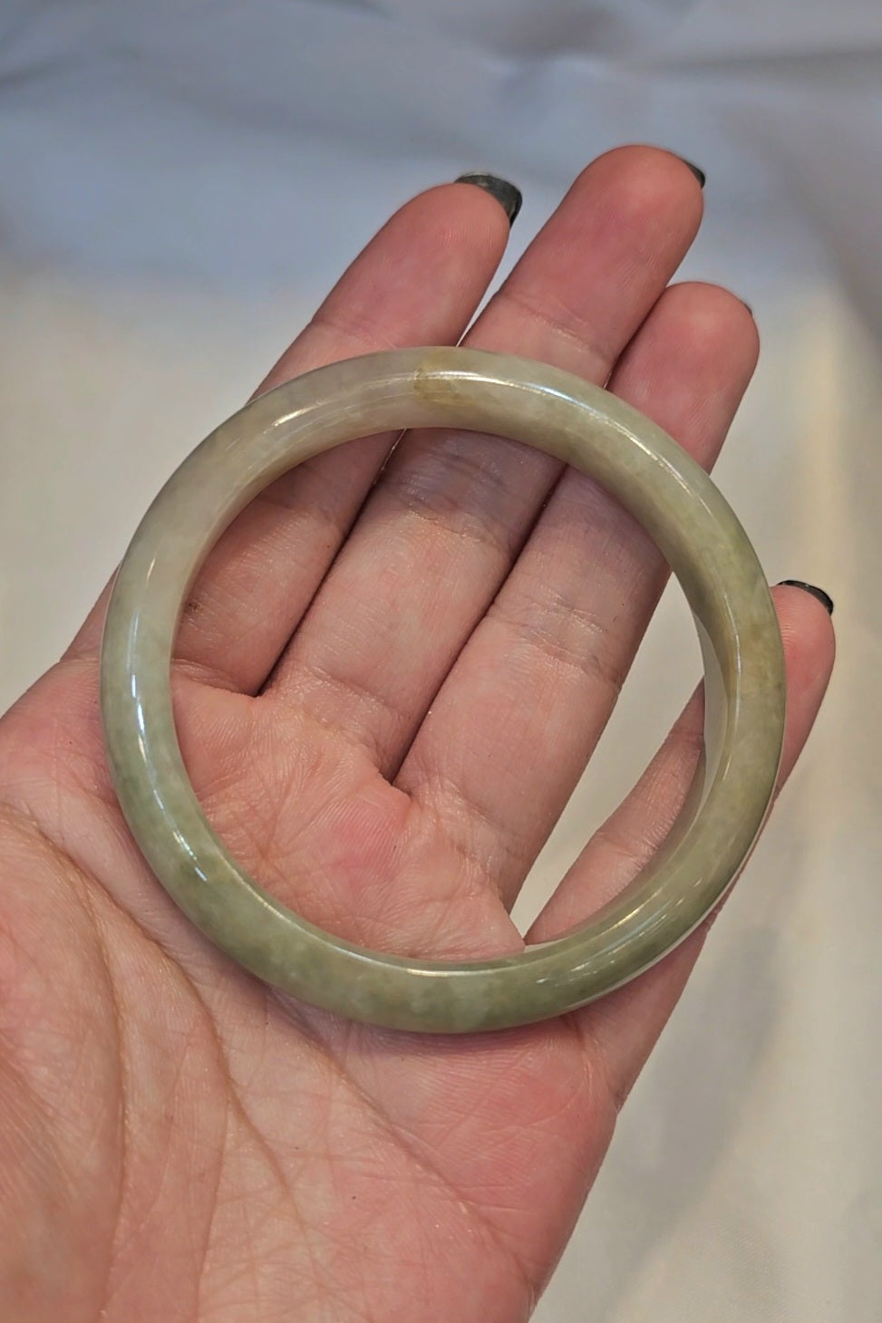GUARDIAN | JAYDE Natural Grade-A Jadeite Bangle in Yellow Haze (54.8mm Half Round)