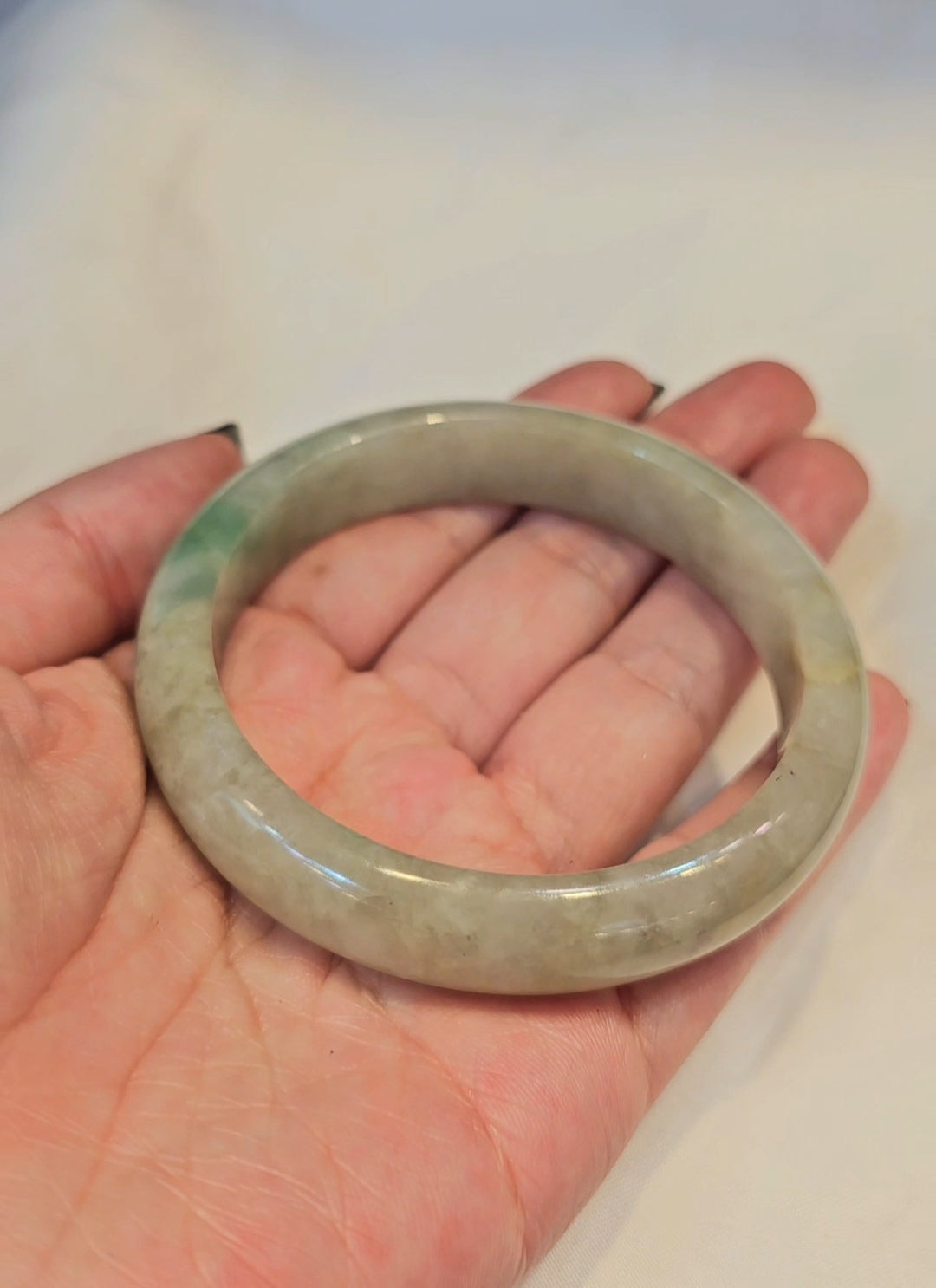 GUARDIAN | JAYDE Natural Grade-A Jadeite Bangle in Yellow Haze with Green (57.4mm Half Round)