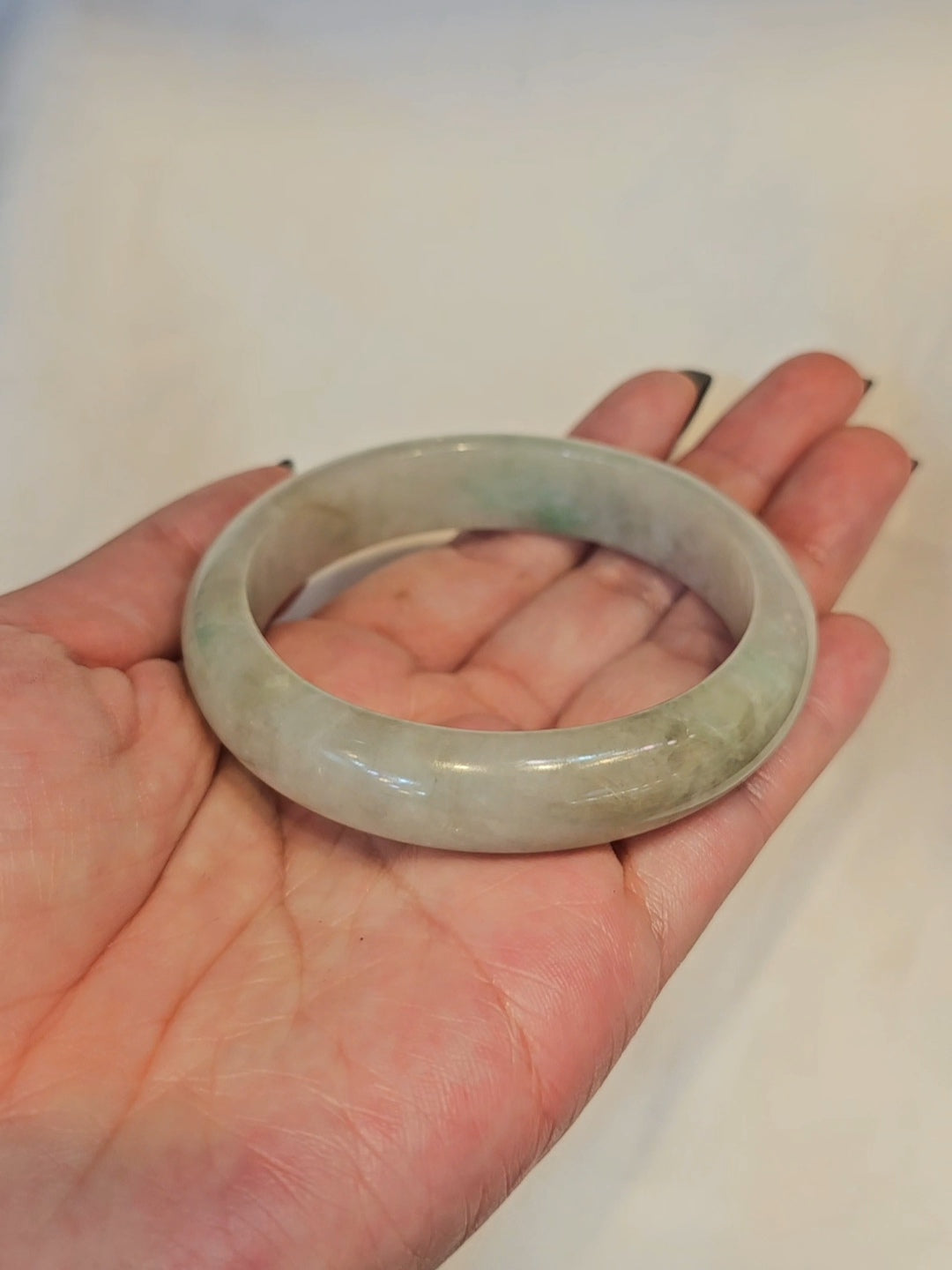 GUARDIAN | JAYDE Natural Grade-A Jadeite Bangle in Yellow Haze (54.5mm Half Round)