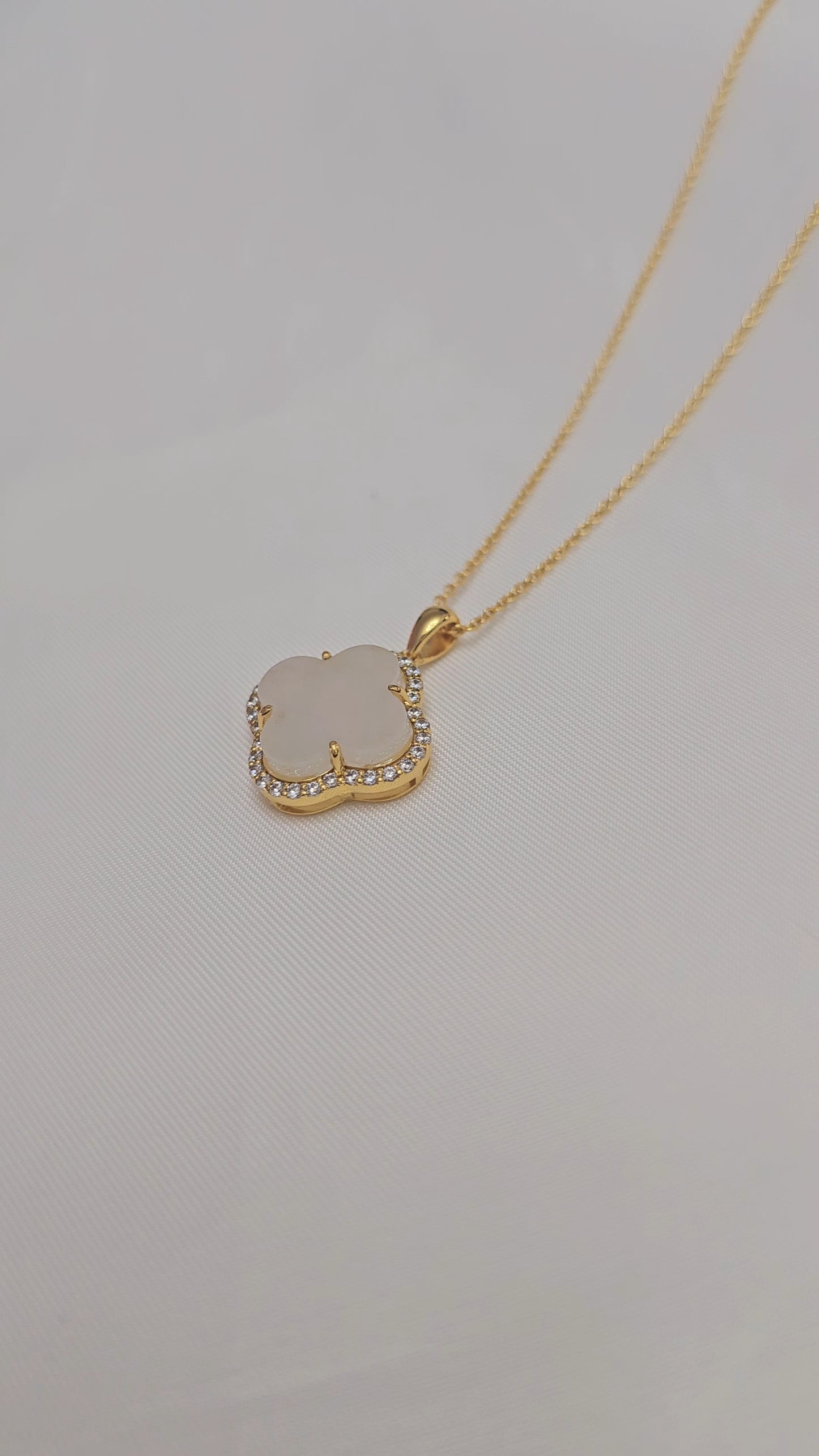 Nature | Serendipity Four Leaf Clover Jadeite Pendant in Dreamy White (18K Gold Vermeil)
