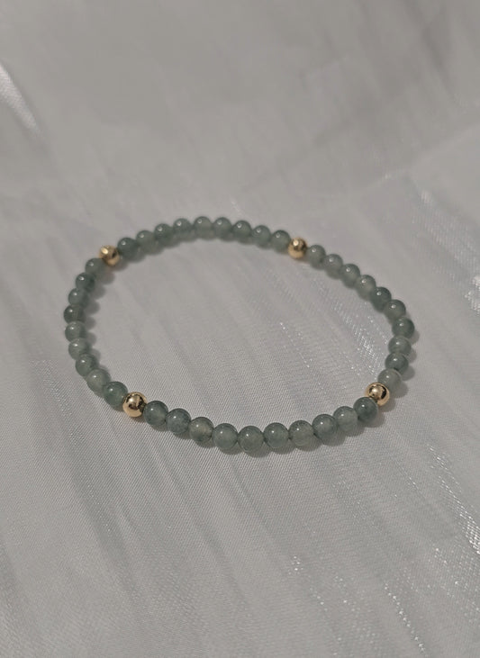 Yuan | 18ct gold Jadeite Bead Bracelet in Darker Aqua Green (4mm)