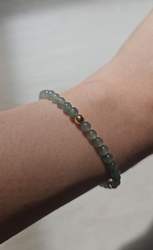Yuan | 18ct gold Jadeite Bead Bracelet in Darker Aqua Green (4mm)