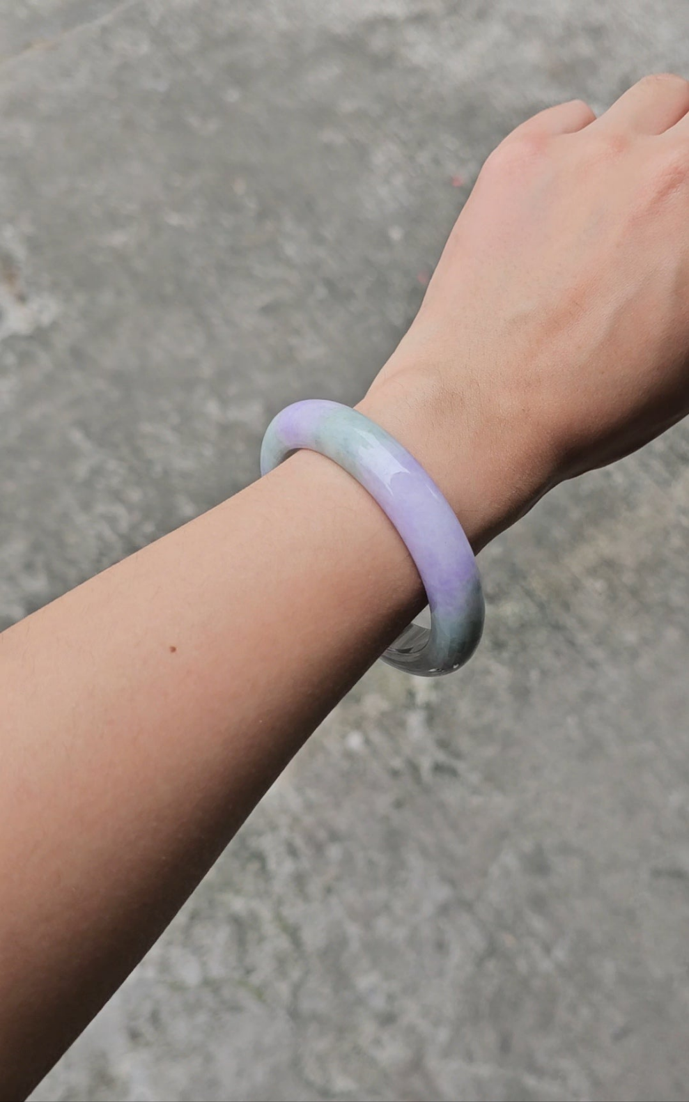GUARDIAN | JAYDE Natural Grade-A Jadeite Bangle in Lavender Purple and Pastel Green (56.5mm Half Round)