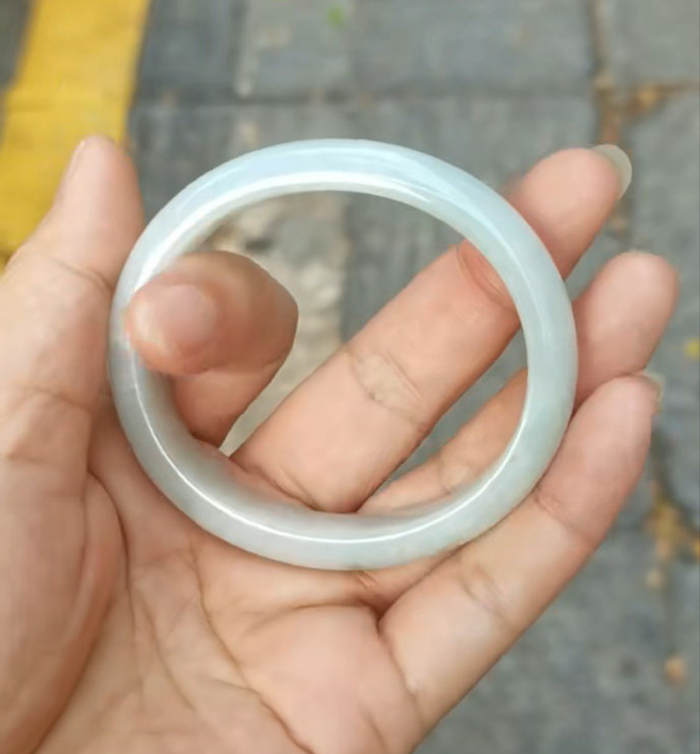 GUARDIAN | JAYDE Natural Grade-A Jadeite Bangle in Dreamy White with pale green undertone (54.6mm Oval)