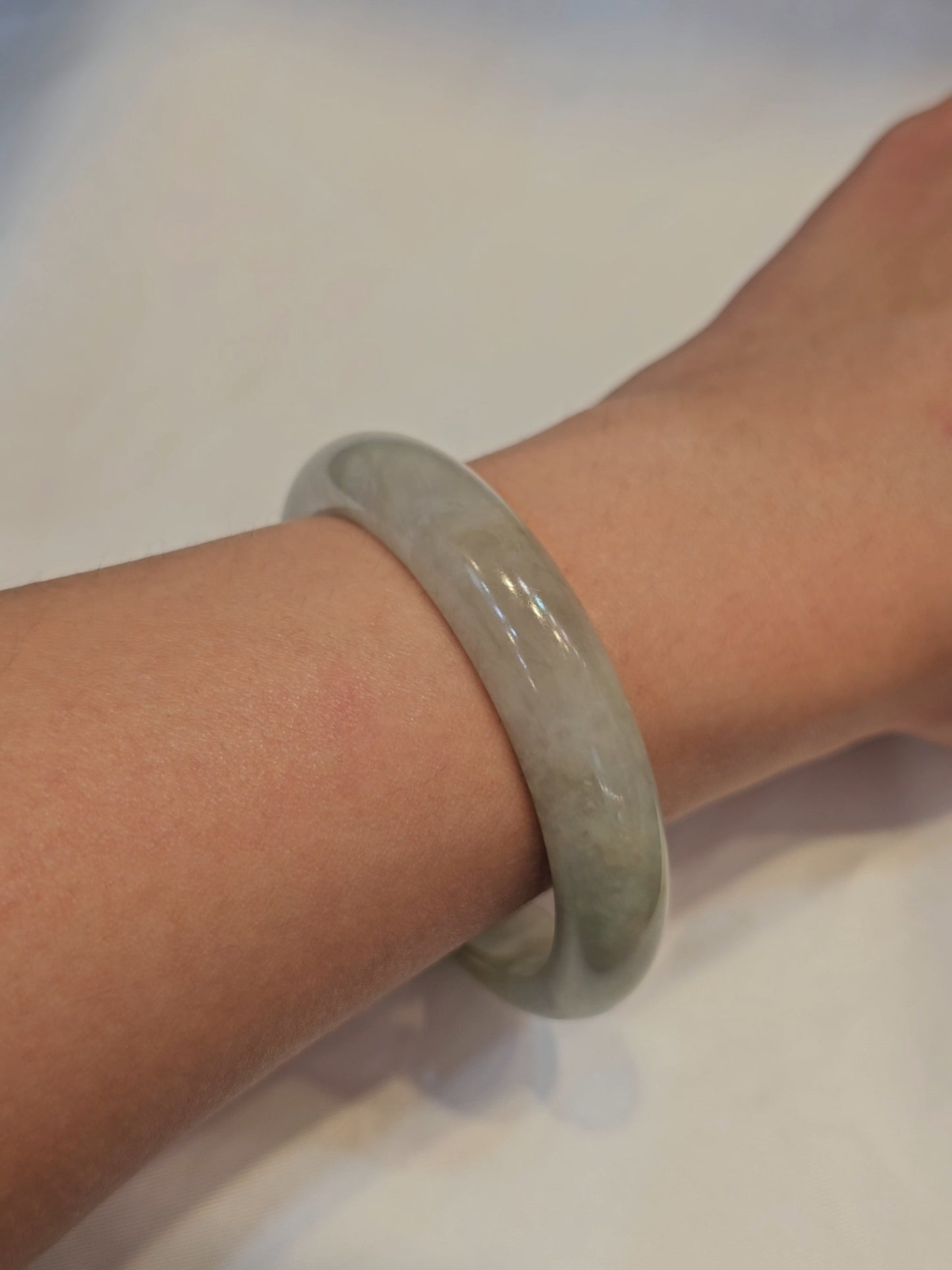 GUARDIAN | JAYDE Natural Grade-A Jadeite Bangle in Yellow Haze (54.7mm Half Round)