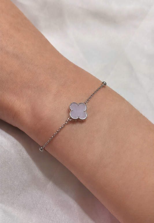 Nature | LiΓ n Four Leaf Clover Jadeite Bracelet in Light Lavender Purple (10mm)