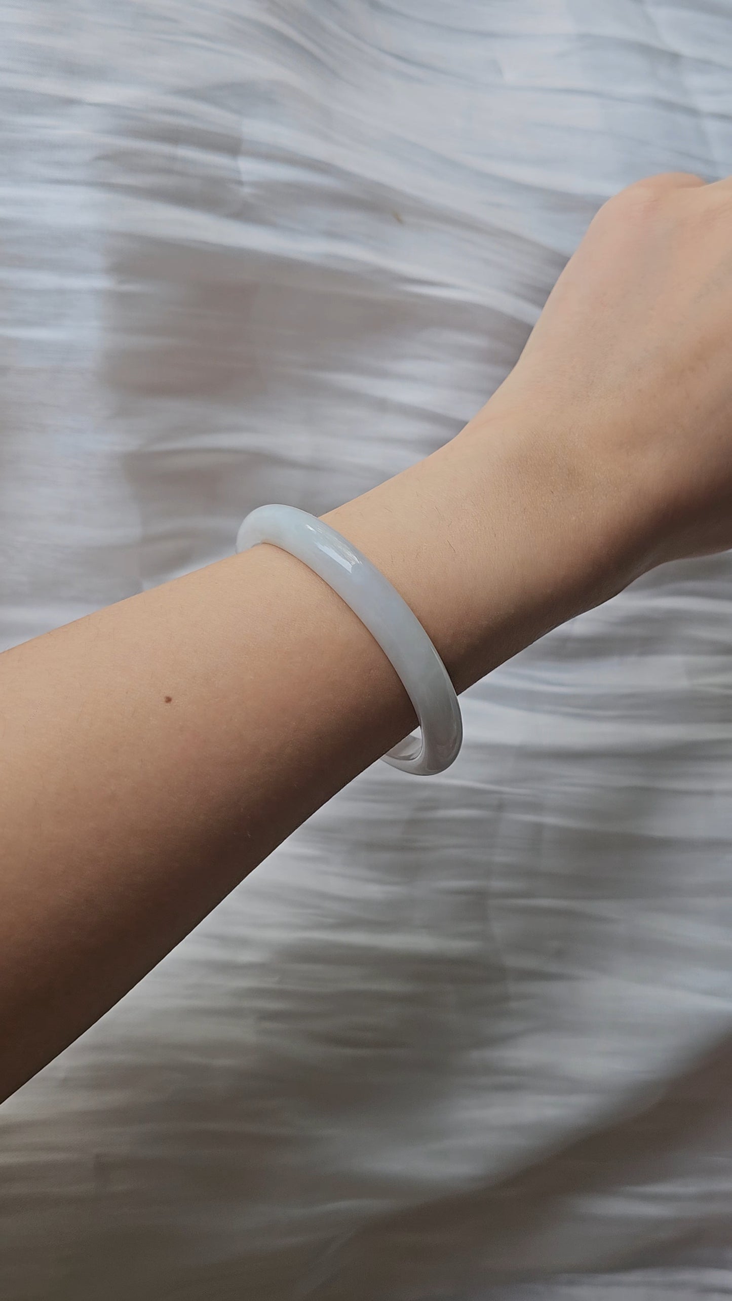 GUARDIAN | JAYDE Natural Grade-A Jadeite Bangle in Icy White (56mm Half Round)