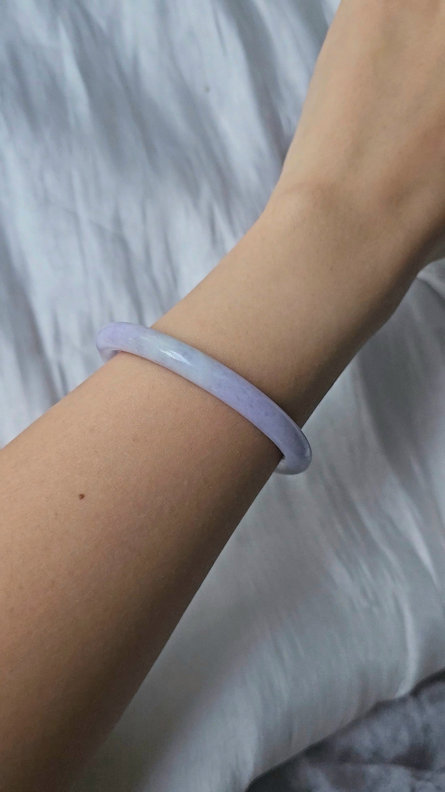 GUARDIAN | JAYDE Natural Grade-A Jadeite Bangle in Lavender Purple and Pastel Green (53.8mm Round)