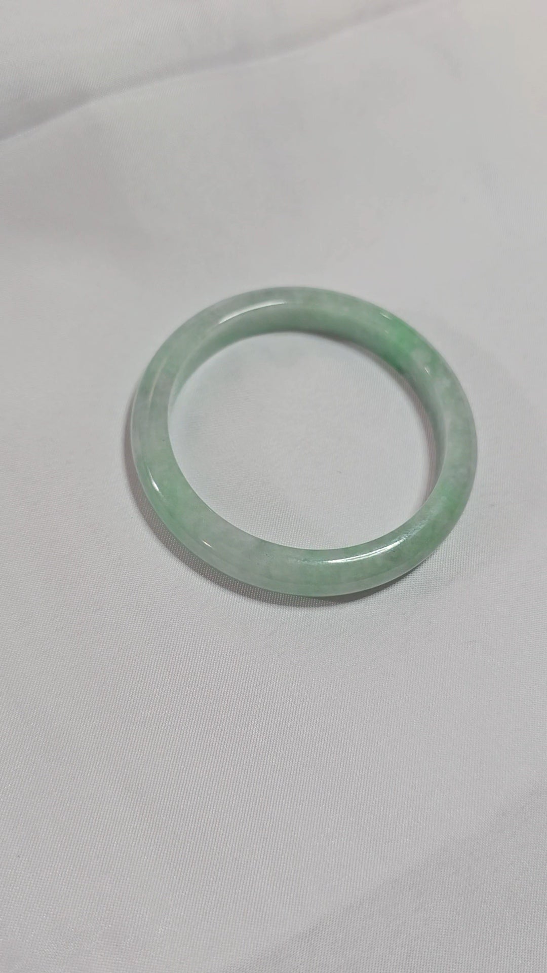 GUARDIAN | JAYDE Natural Grade-A Jadeite Bangle in Pastel Green (54mm Half Round)