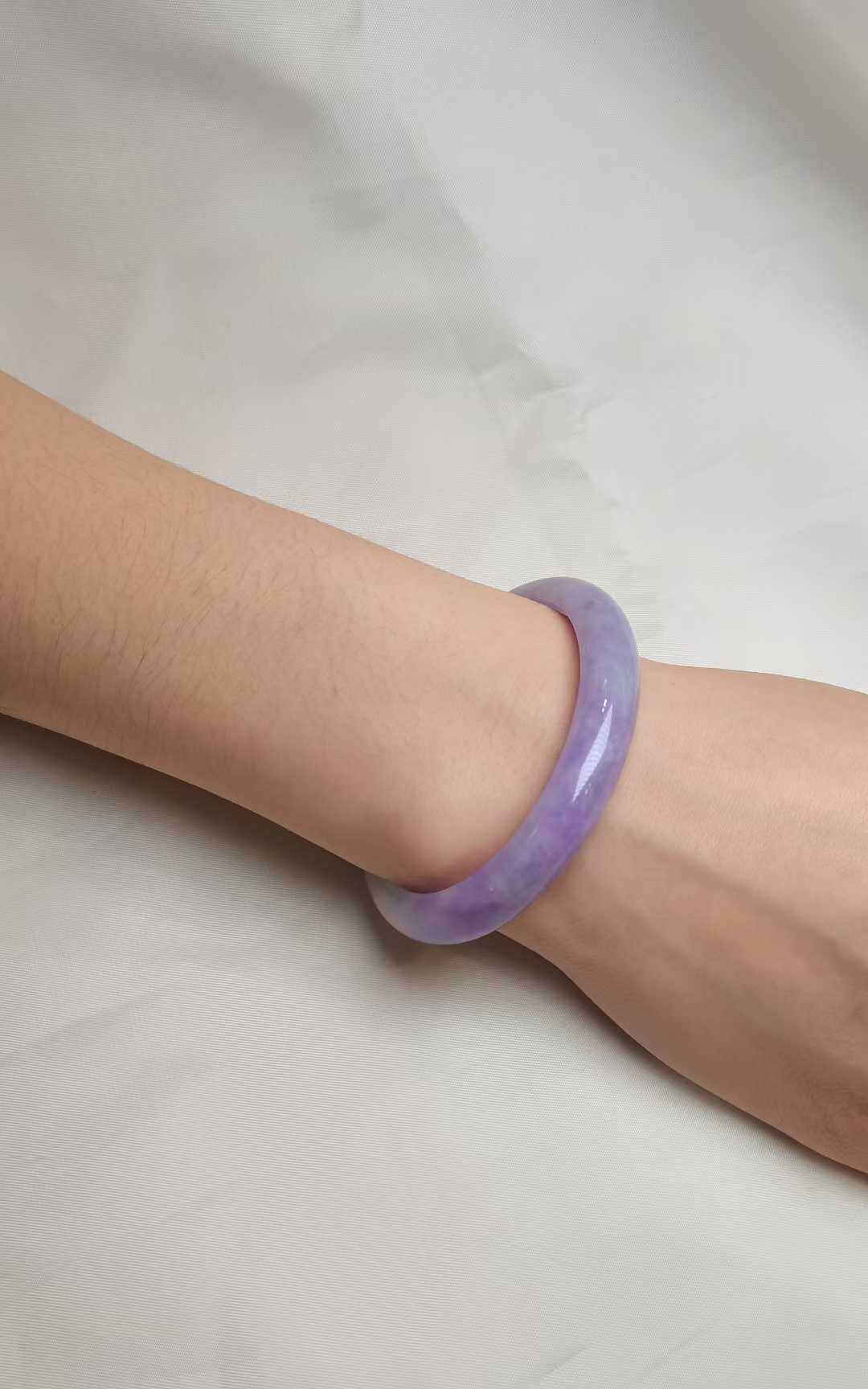 GUARDIAN | JAYDE Natural Grade-A Jadeite Bangle in Dark Lavender Purple (58mm Half Round)