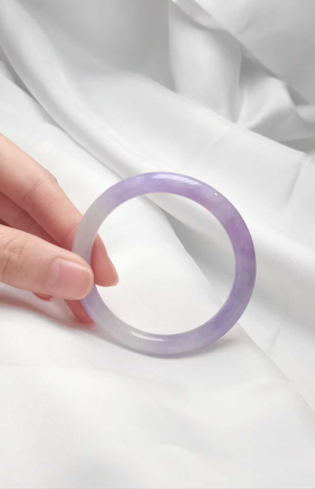 GUARDIAN | JAYDE Natural Grade-A Jadeite Bangle in Dark Lavender Purple (53.5mm Round)