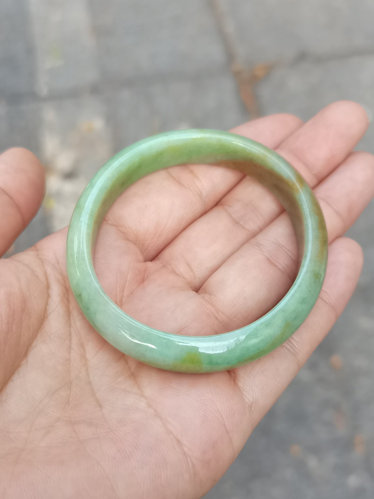 GUARDIAN | JAYDE Natural Grade-A Jadeite Bangle in Pastel Green and Yellow Haze (54.9mm Oval)