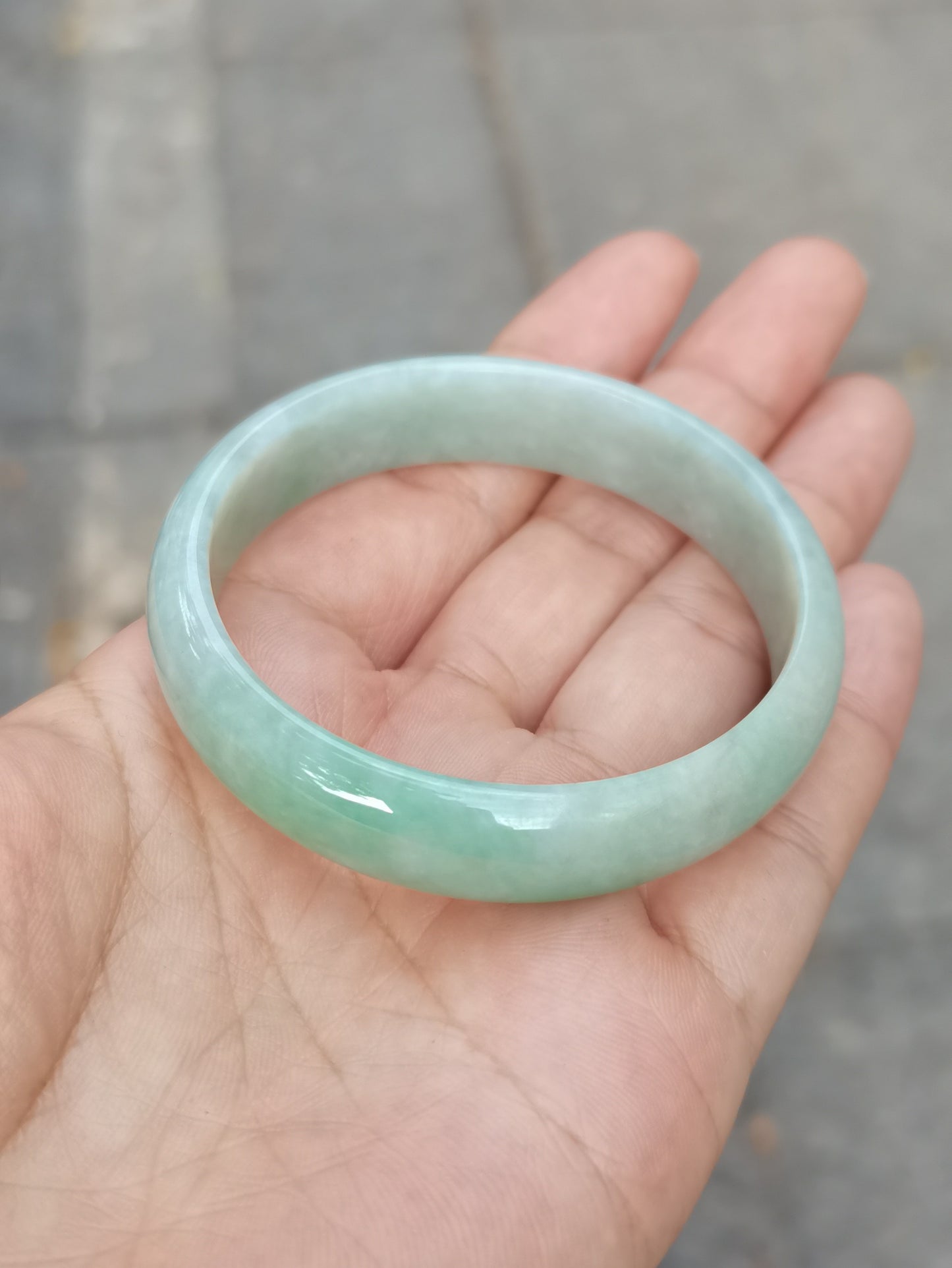 GUARDIAN | JAYDE Natural Grade-A Jadeite Bangle in Light Aqua Green (50.9mm Oval)