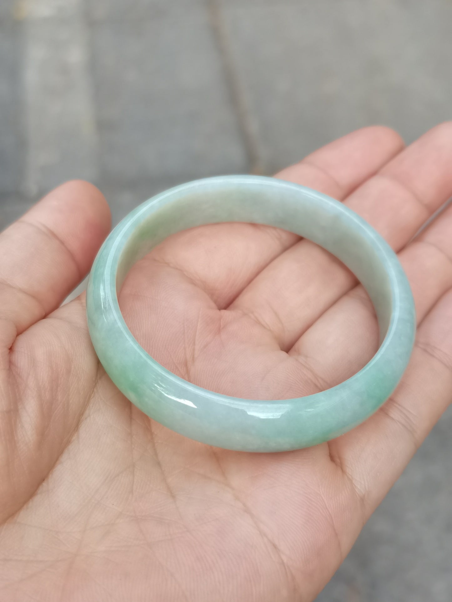 GUARDIAN | JAYDE Natural Grade-A Jadeite Bangle in Light Aqua Green (50.9mm Oval)