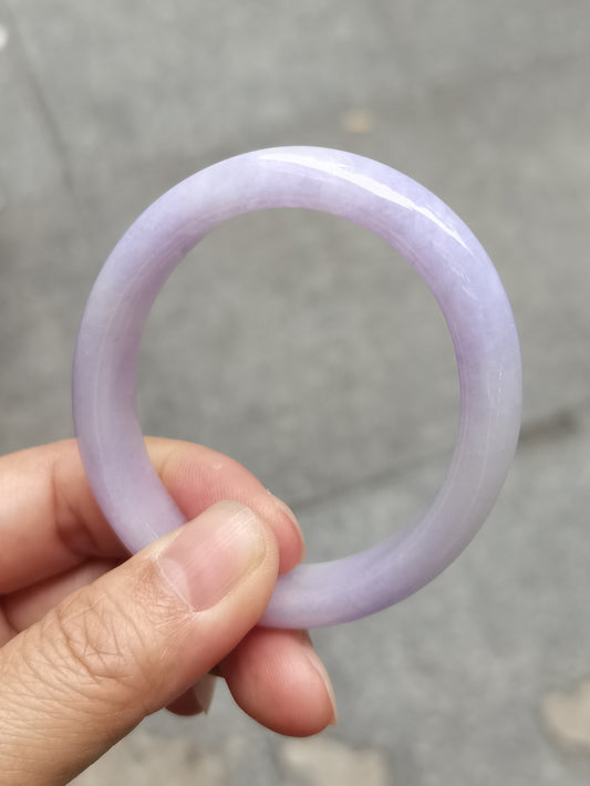 GUARDIAN | JAYDE Natural Grade-A Jadeite Bangle in Light Lavender Purple (52.8mm Oval)