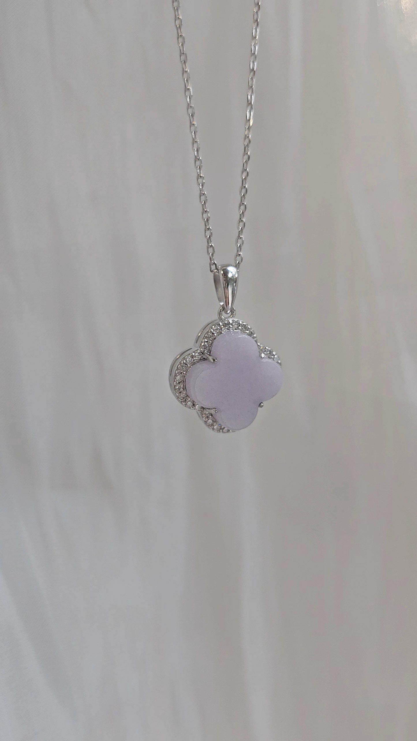 Nature | Serendipity Four Leaf Clover Jadeite Pendant in Light Lavender Purple