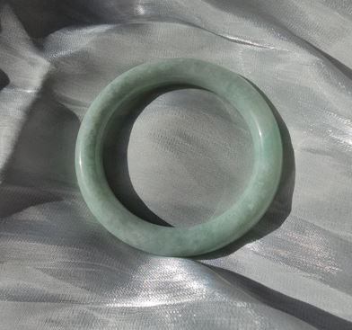 Jade Bangle Size Guide