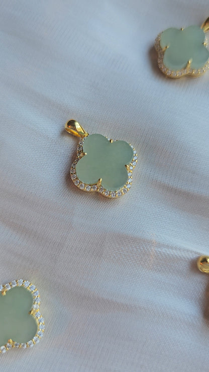 自然 | 緣份四葉草淺海綠色翡翠吊墜（18K鍍金） 