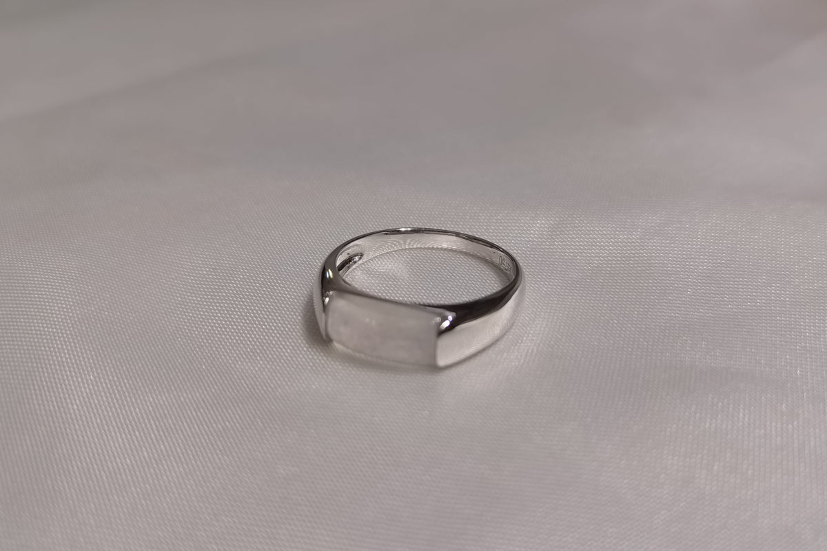 Jian | Untreated Grade-A Jadeite Ring in Icy White