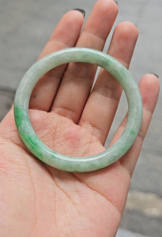 GUARDIAN | JAYDE Natural Grade-A Jadeite Bangle in Pastel Green (52.8mm Round)