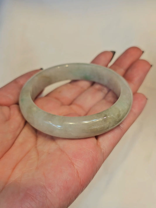 GUARDIAN | JAYDE Natural Grade-A Jadeite Bangle in Yellow Haze (54.5mm Half Round)