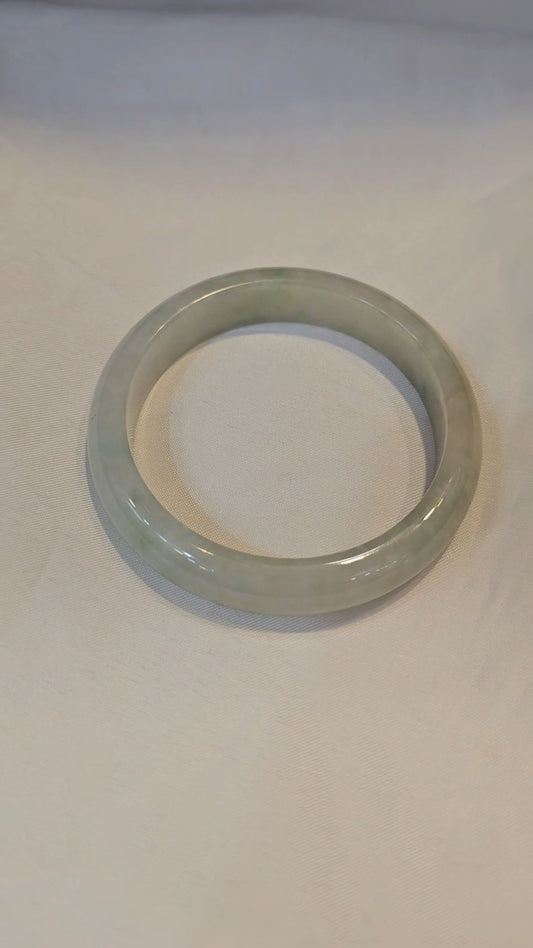 GUARDIAN | JAYDE Natural Grade-A Jadeite Bangle in Yellowish Green (57.3mm Half Round)