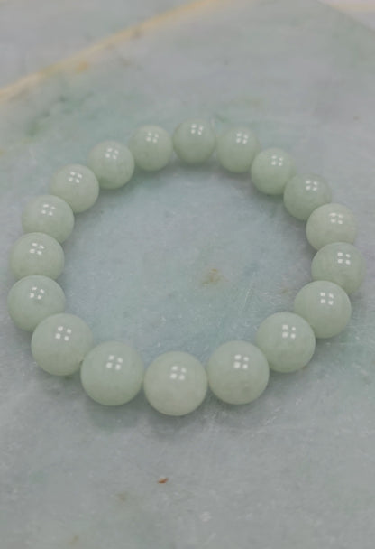 Yuan | Jadeite Bead Bracelet in Light Pastel Green (8/10mm)
