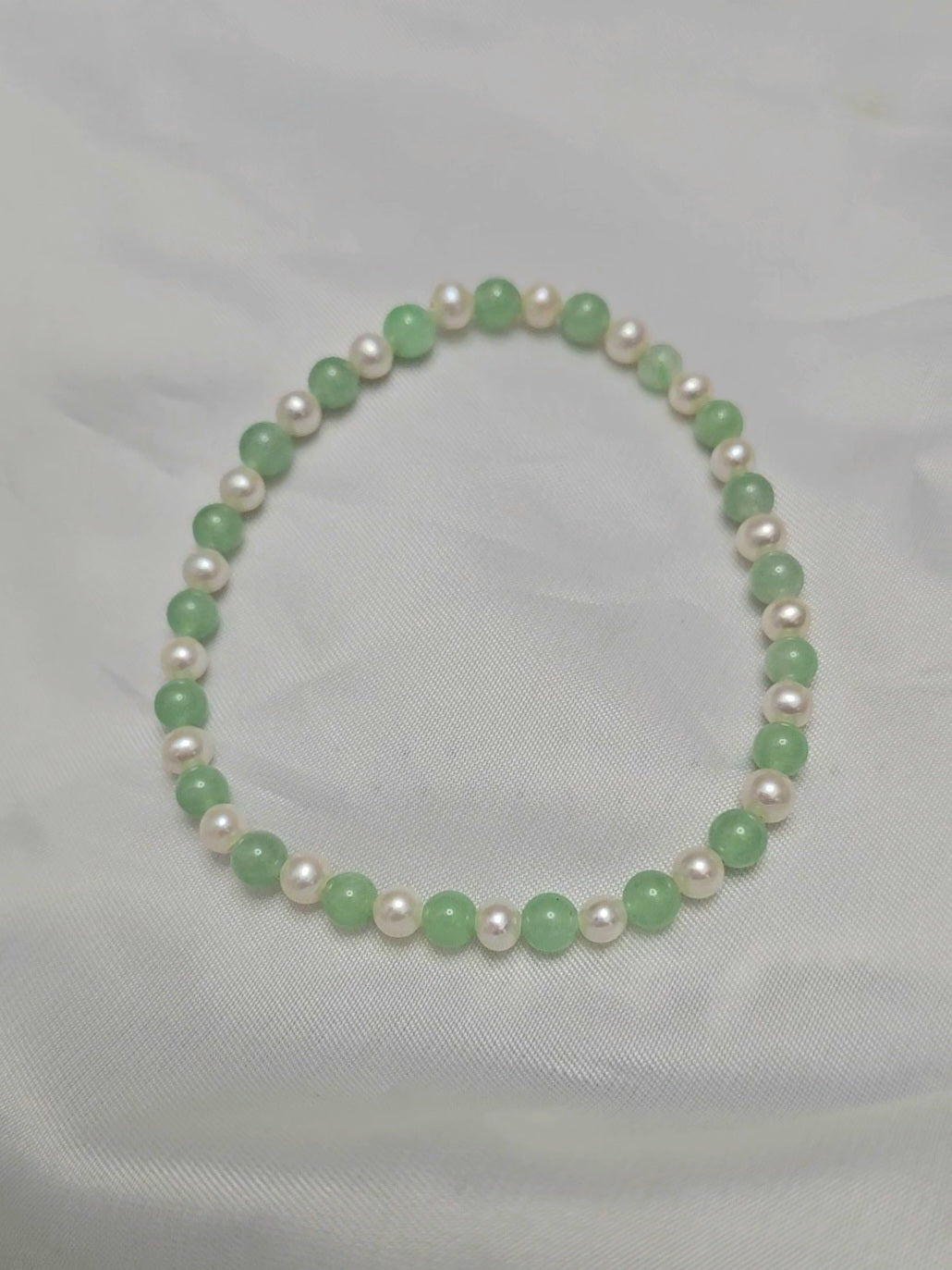 Yuan | Jadeite Bead Bracelet in Apple Green (4-5mm)