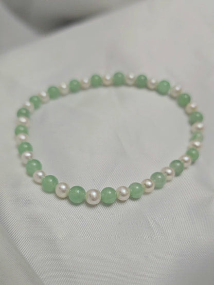 Yuan | Jadeite Bead Bracelet in Apple Green (4-5mm)