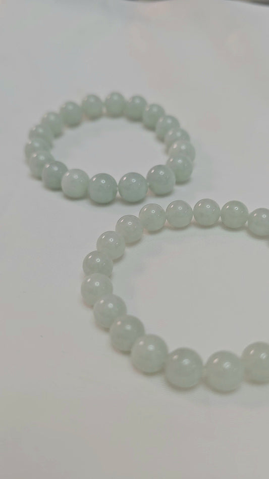 Yuan | Jadeite Bead Bracelet in Light Pastel Green (8/10mm)