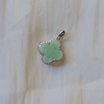 Nature | Serendipity Four Leaf Clover Jadeite Pendant in Pastel Green