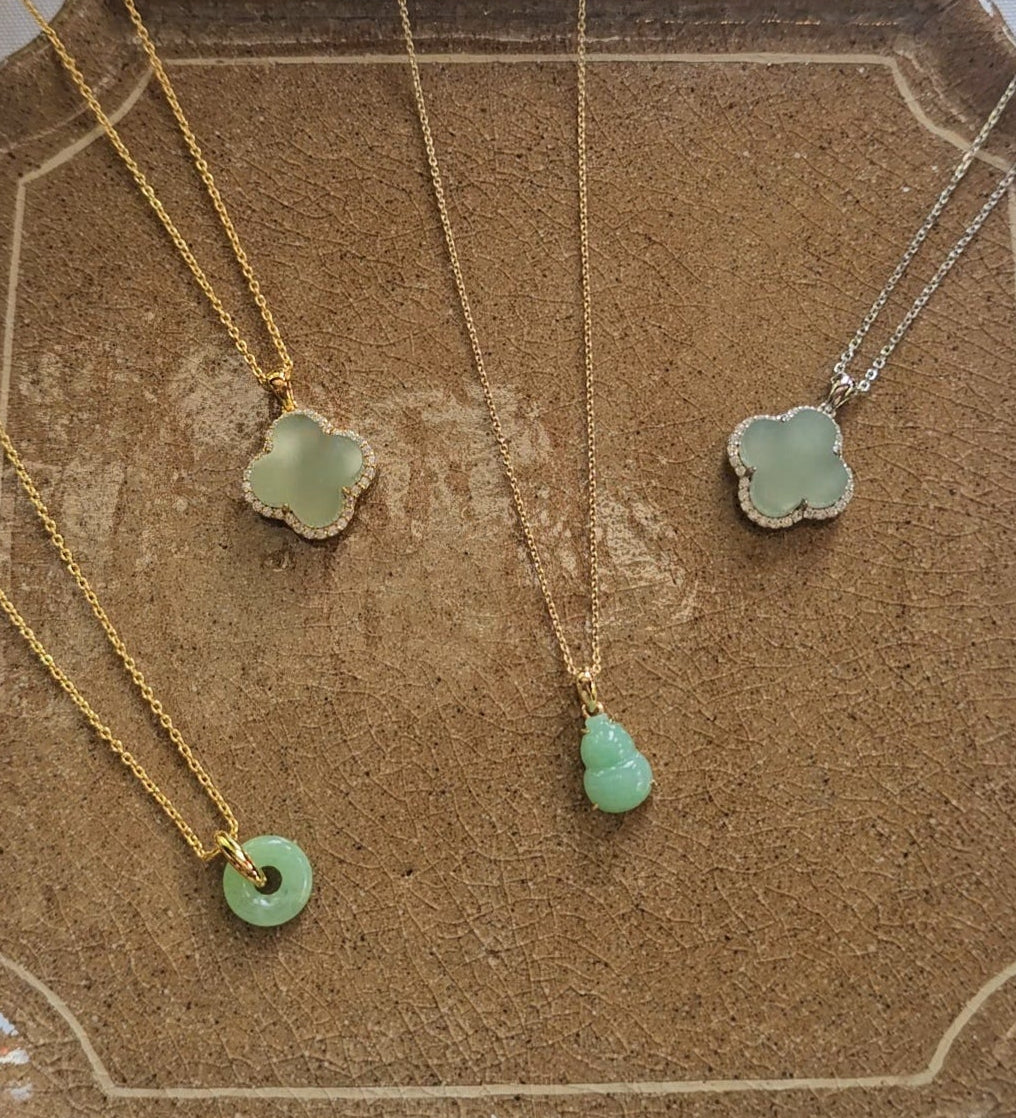 自然 | 緣份四葉草淺海綠色翡翠吊墜（鍍銠純銀） 