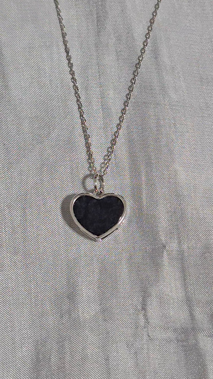 Guardian | Love Jadeite Necklace in Mysterious Black (18ct gold)