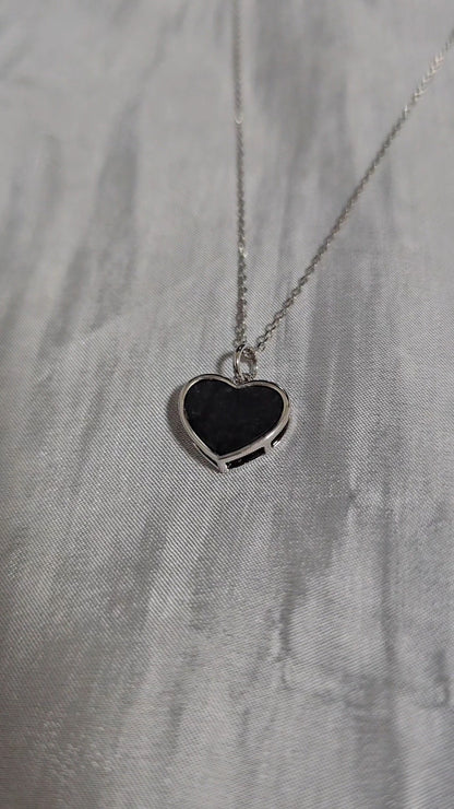 Guardian | Love Jadeite Necklace in Mysterious Black (18ct gold)