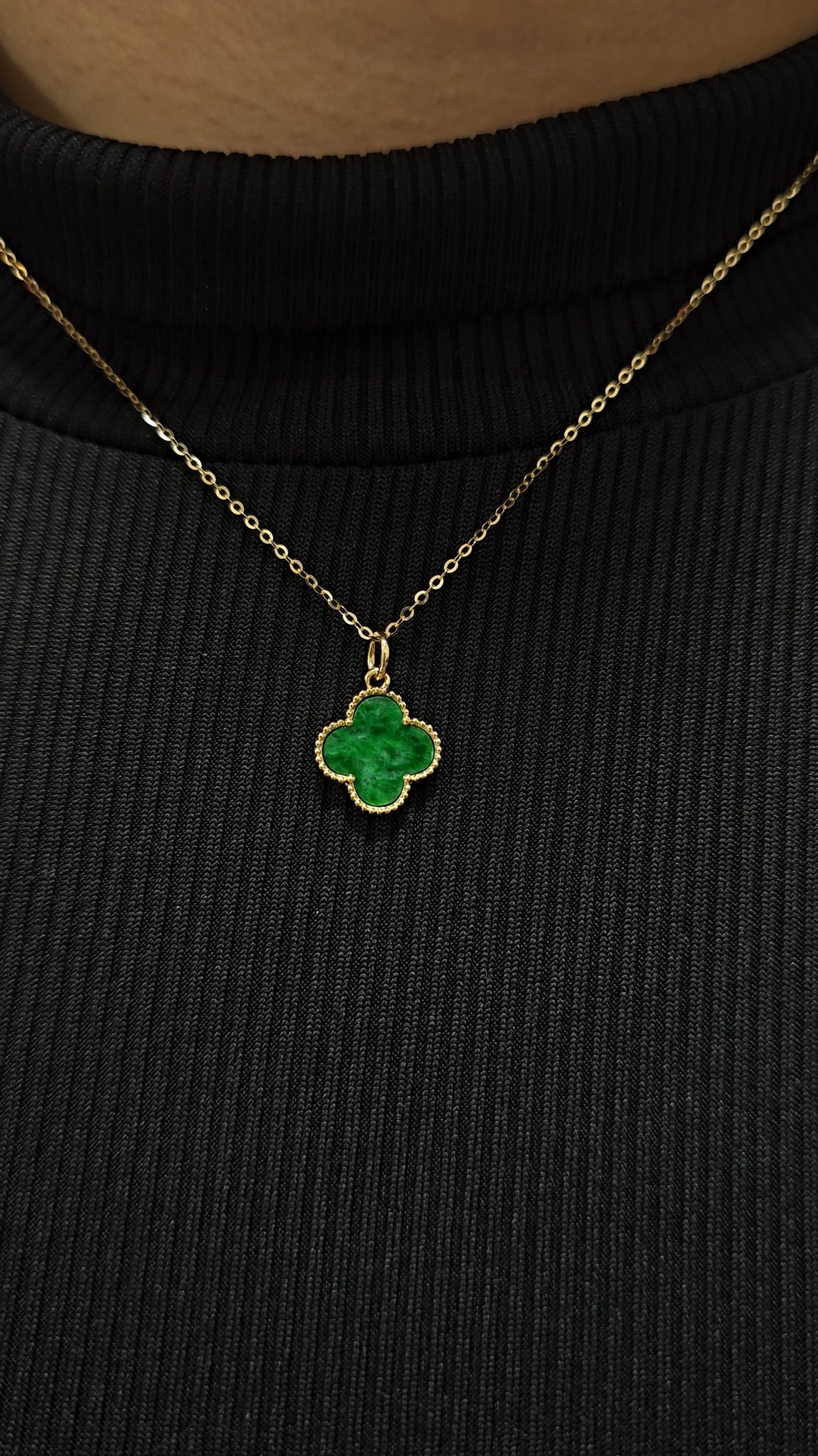 Nature | Serendipity Four Leaf Clover Jadeite Pendant in Deep Floral Green (18ct yellow gold)