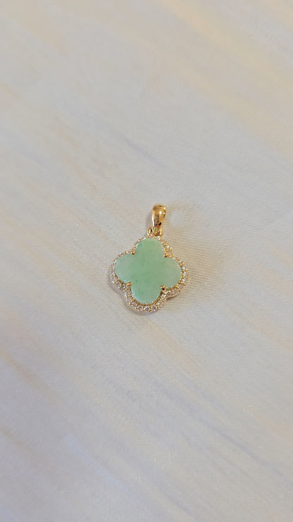 Nature | Serendipity Four Leaf Clover Jadeite Pendant in Pastel Green