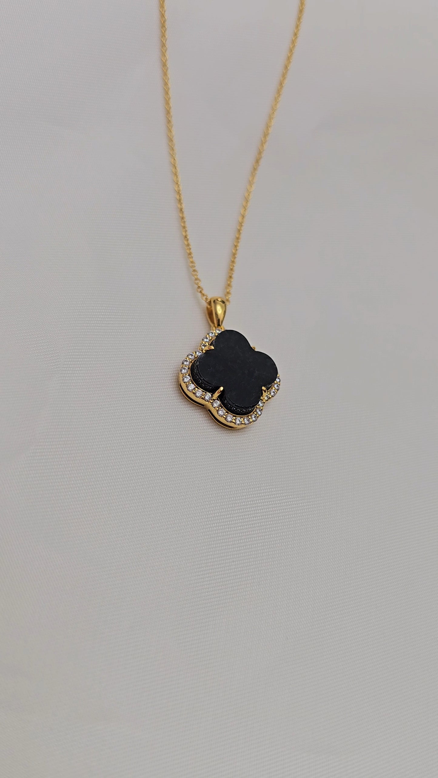 Nature | Serendipity Four Leaf Clover Jadeite Pendant in Mysterious Black (18K Gold Vermeil)