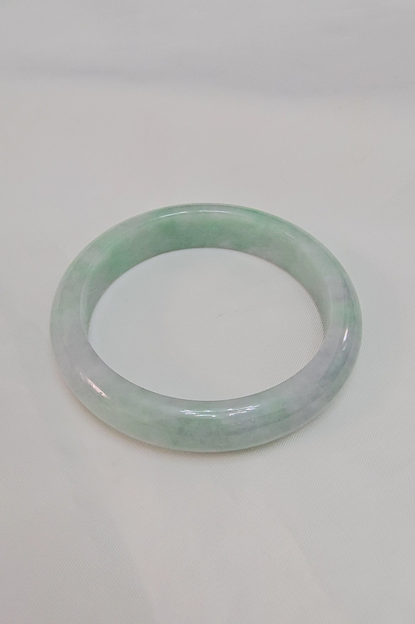 GUARDIAN | JAYDE Natural Grade-A Jadeite Bangle in Pastel Green (53.7mm Half Round)