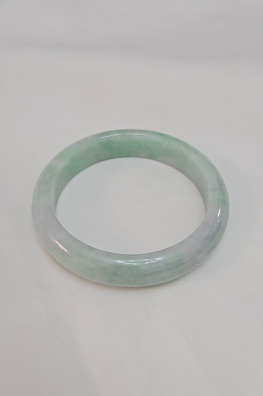 GUARDIAN | JAYDE Natural Grade-A Jadeite Bangle in Pastel Green (53.7mm Half Round)