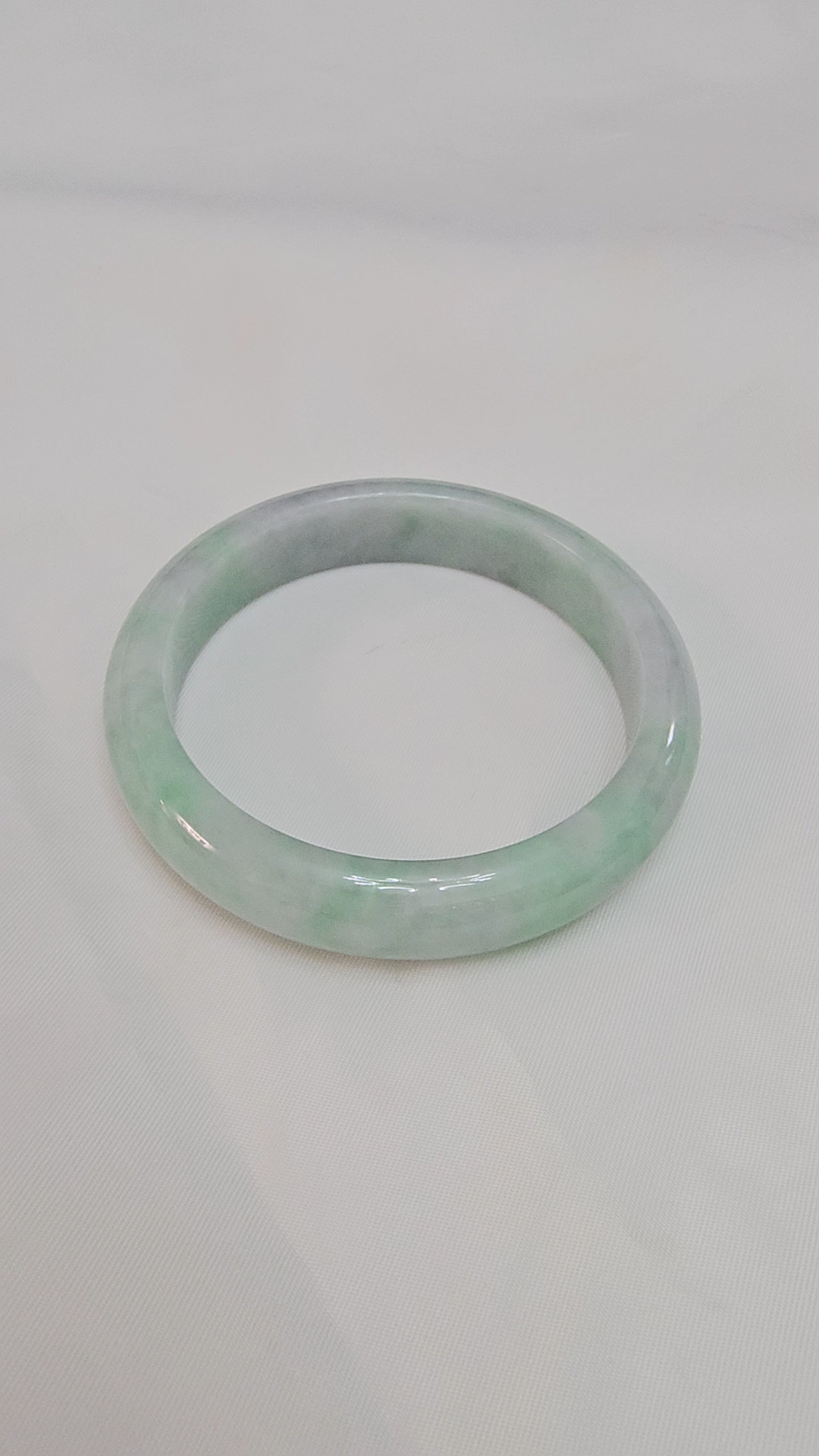 GUARDIAN | JAYDE Natural Grade-A Jadeite Bangle in Pastel Green (53.7mm Half Round)
