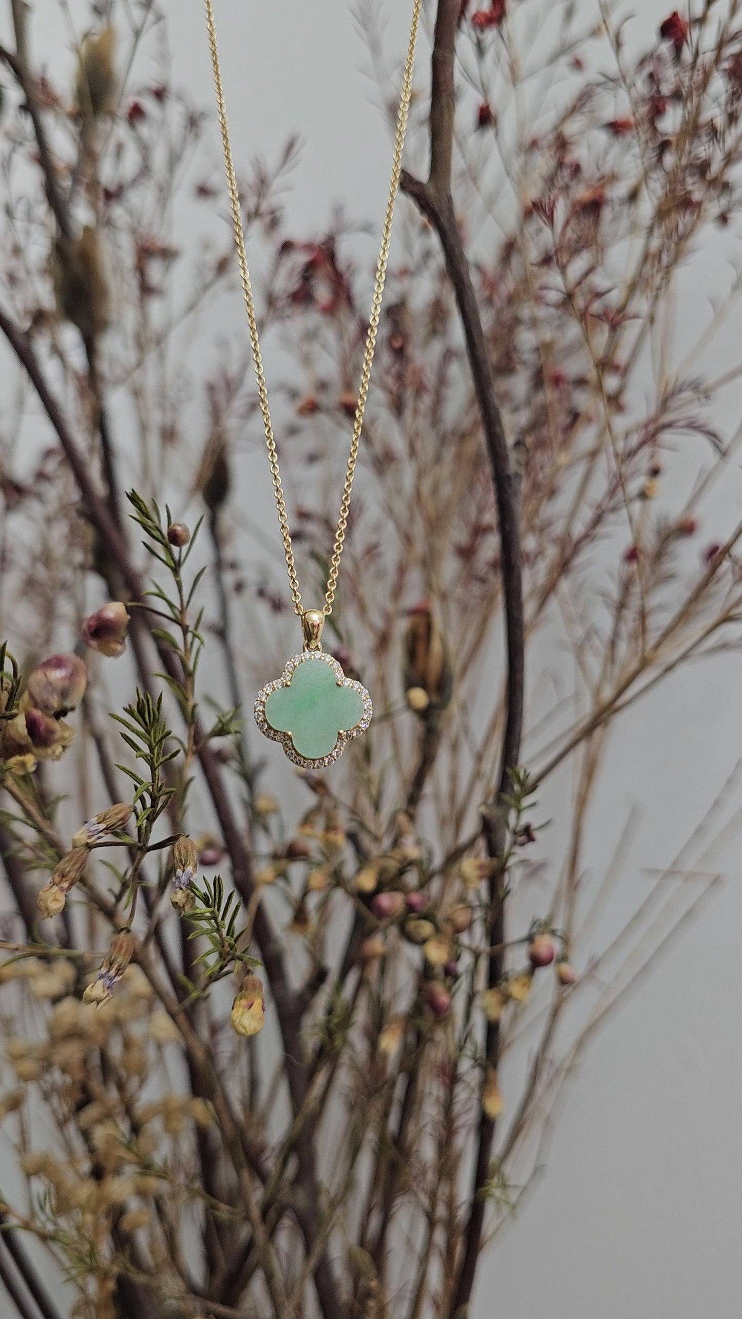 Nature | Serendipity Four Leaf Clover Jadeite Pendant in Pastel Green