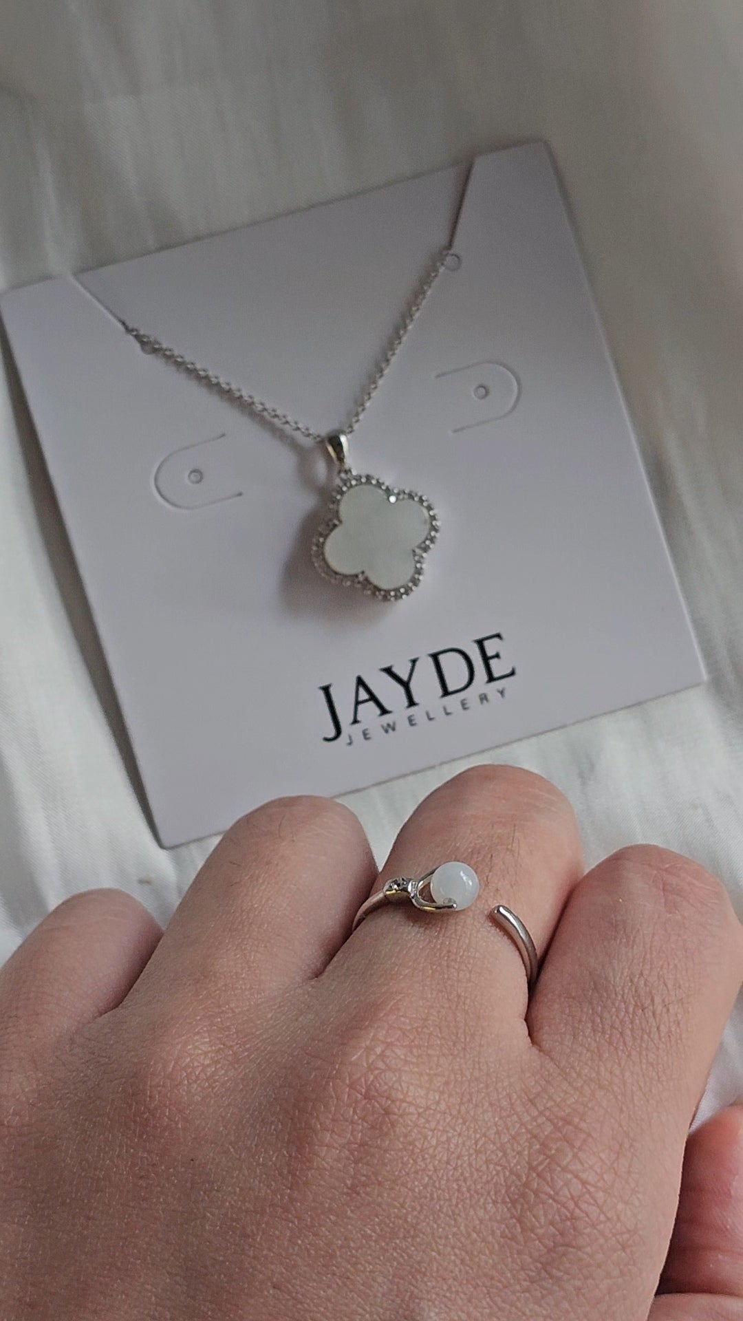 Nature | Serendipity Clover Gift Set (Dreamy White Jade, Sterling Silver)