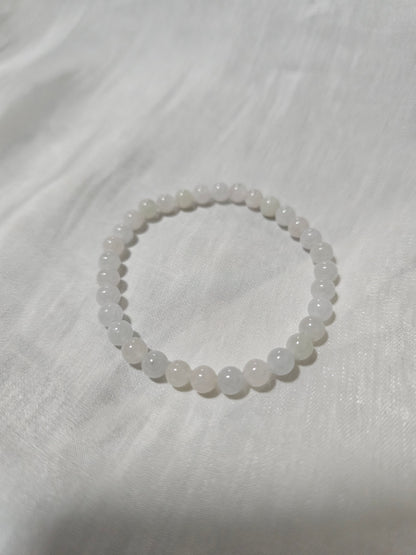 Yuan | Jadeite Bead Bracelet in Dreamy White (5mm)